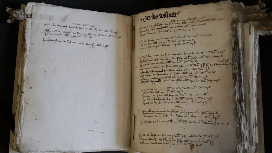 Ein aus Der Zeit der Hanse stammendes Pfundzollbuch aus Lübeck.