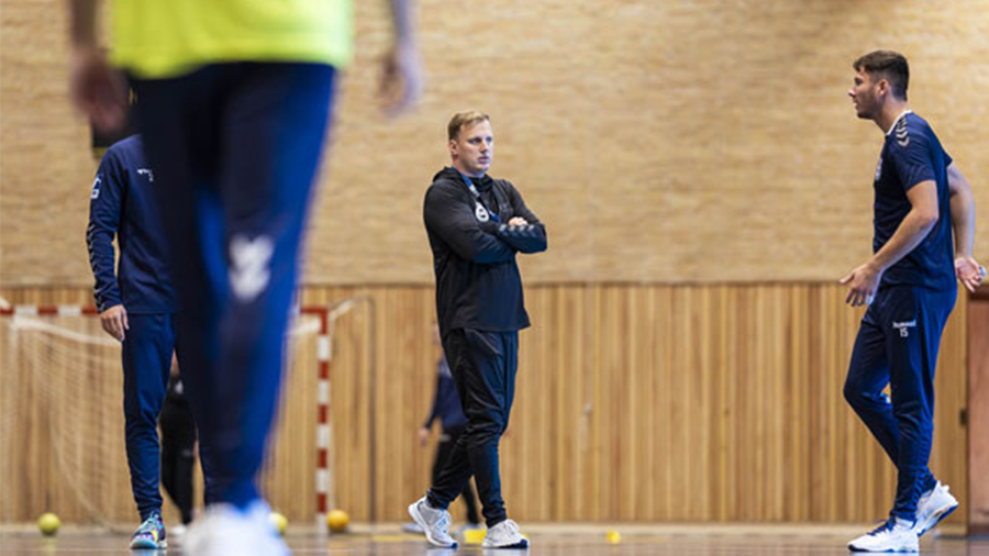 VfL Trainer David Röhrig.
