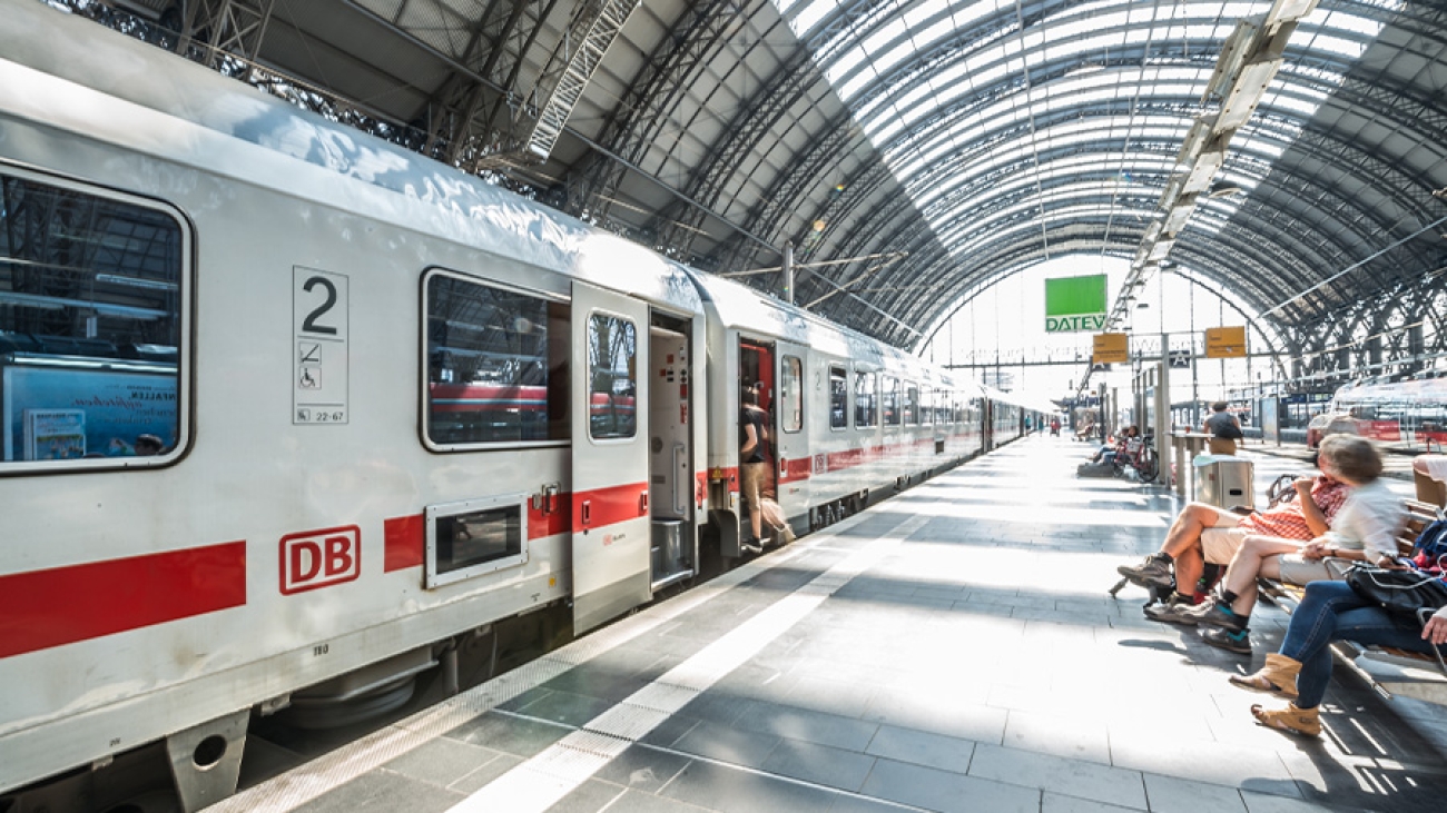 Der Bahnhof Lübeck von innen