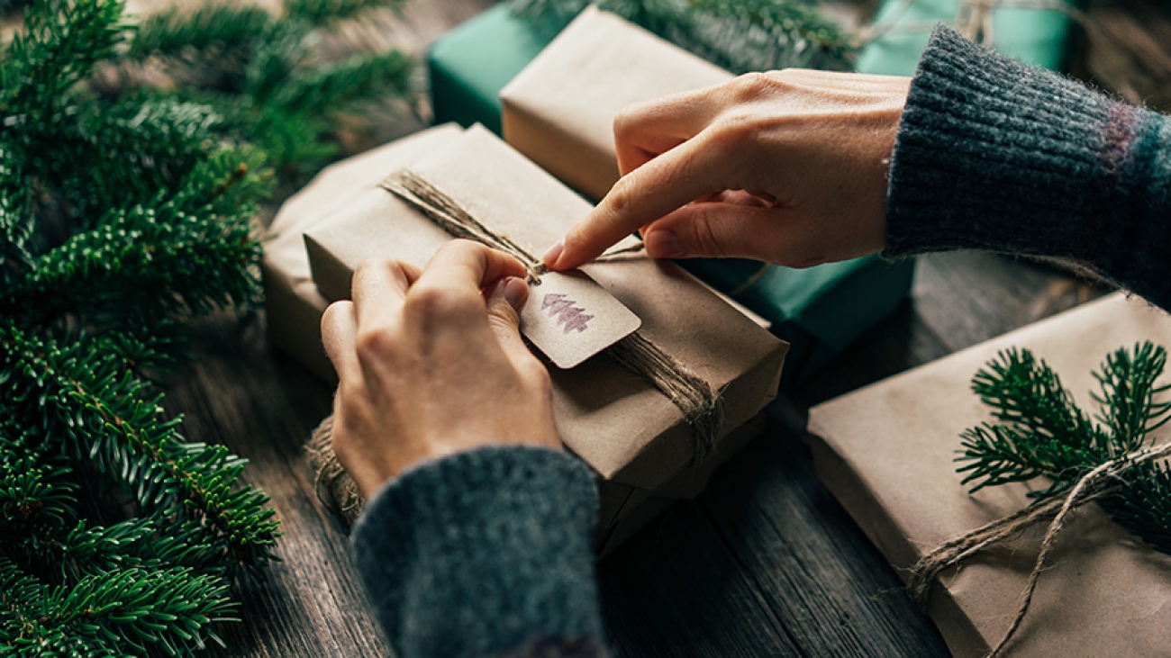 Ein verpacktes Geschenk.